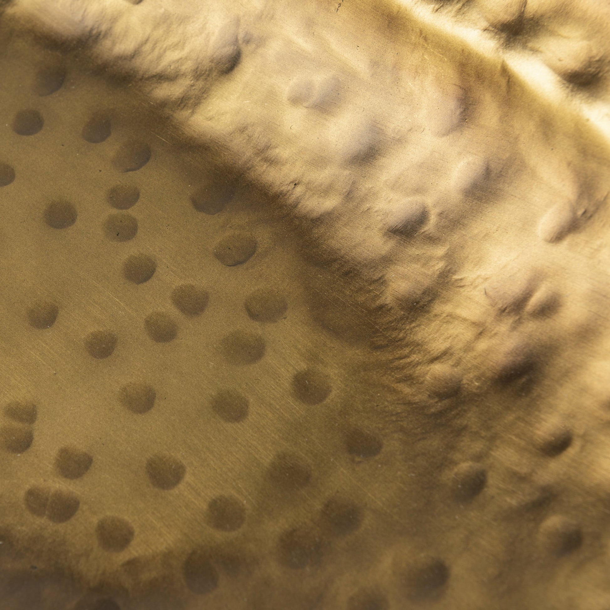 Karmen Hammered Oversized Bowls Set of Two by Mercana in gold. Made from unique in a modern style.