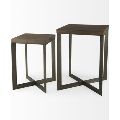 Faye End/Side Table by Mercana. Made from metal, wood in a transitional style.