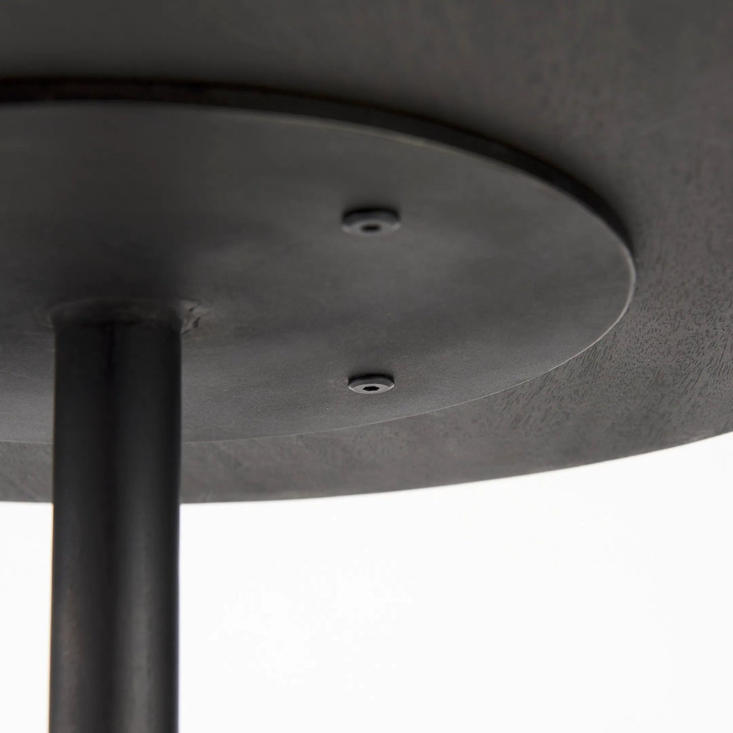 085 SI-1718030 | Closeup | Maxwell End/Side Table by Mercana. Made from metal, wood in a modern style.