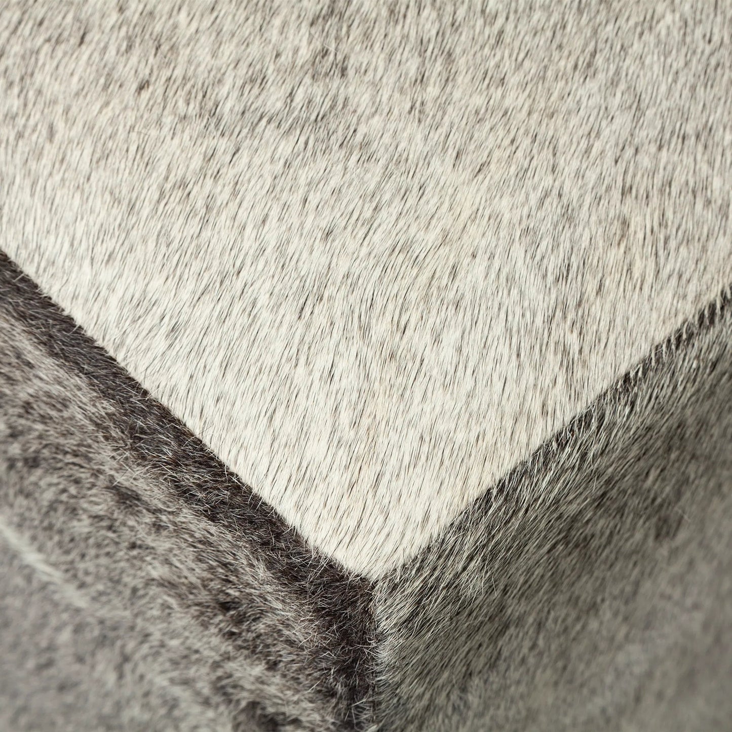 088 SR-815577 | Closeup | Zahavi Ottoman by Mercana in gray. Made from unique in a modern style.
