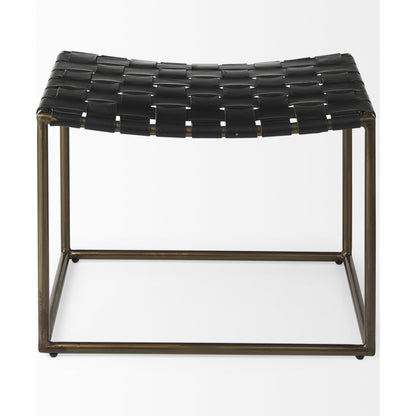 Clarissa Bench by Mercana. Made from leather, metal in a traditional style.