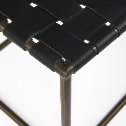 Clarissa Bench by Mercana. Made from leather, metal in a traditional style.