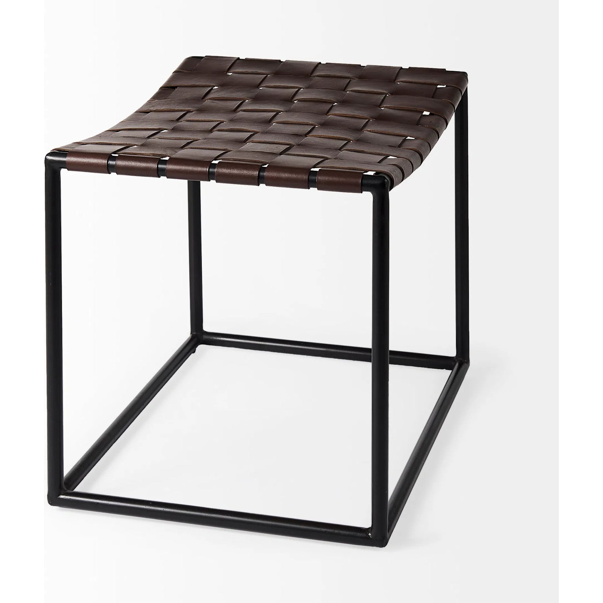 Clarissa Bench by Mercana. Made from leather, metal in a traditional style.