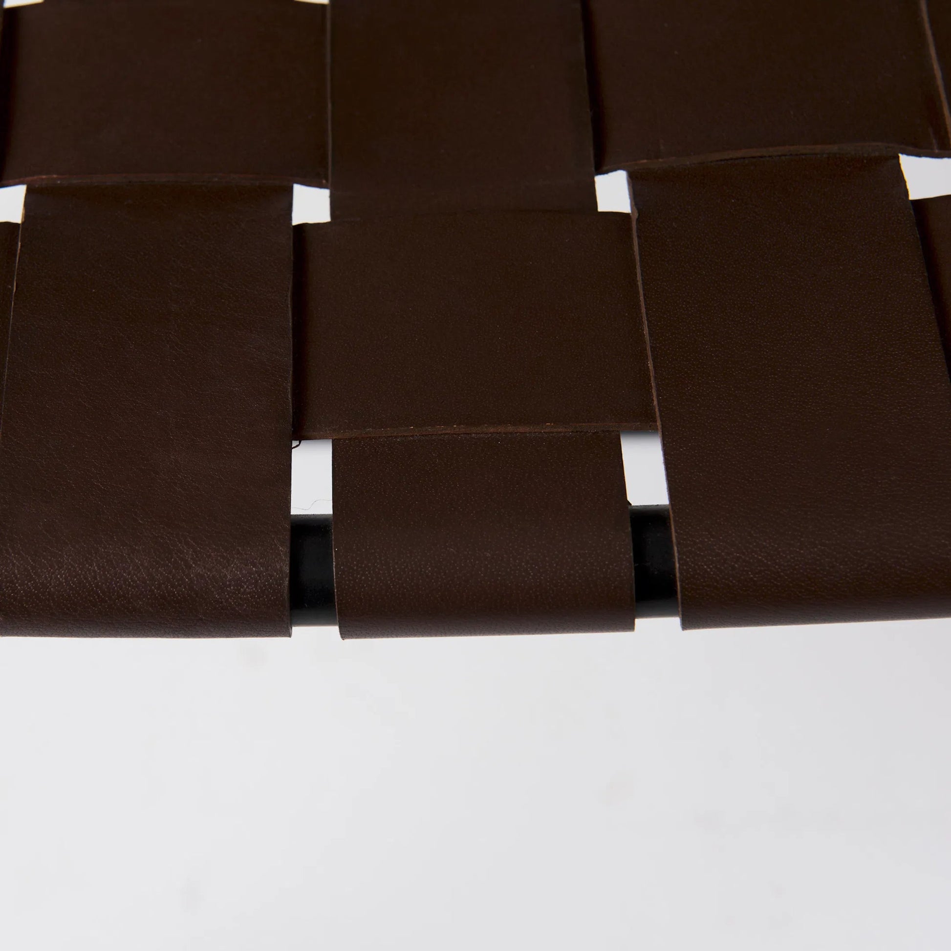 Clarissa Bench by Mercana. Made from leather, metal in a traditional style.