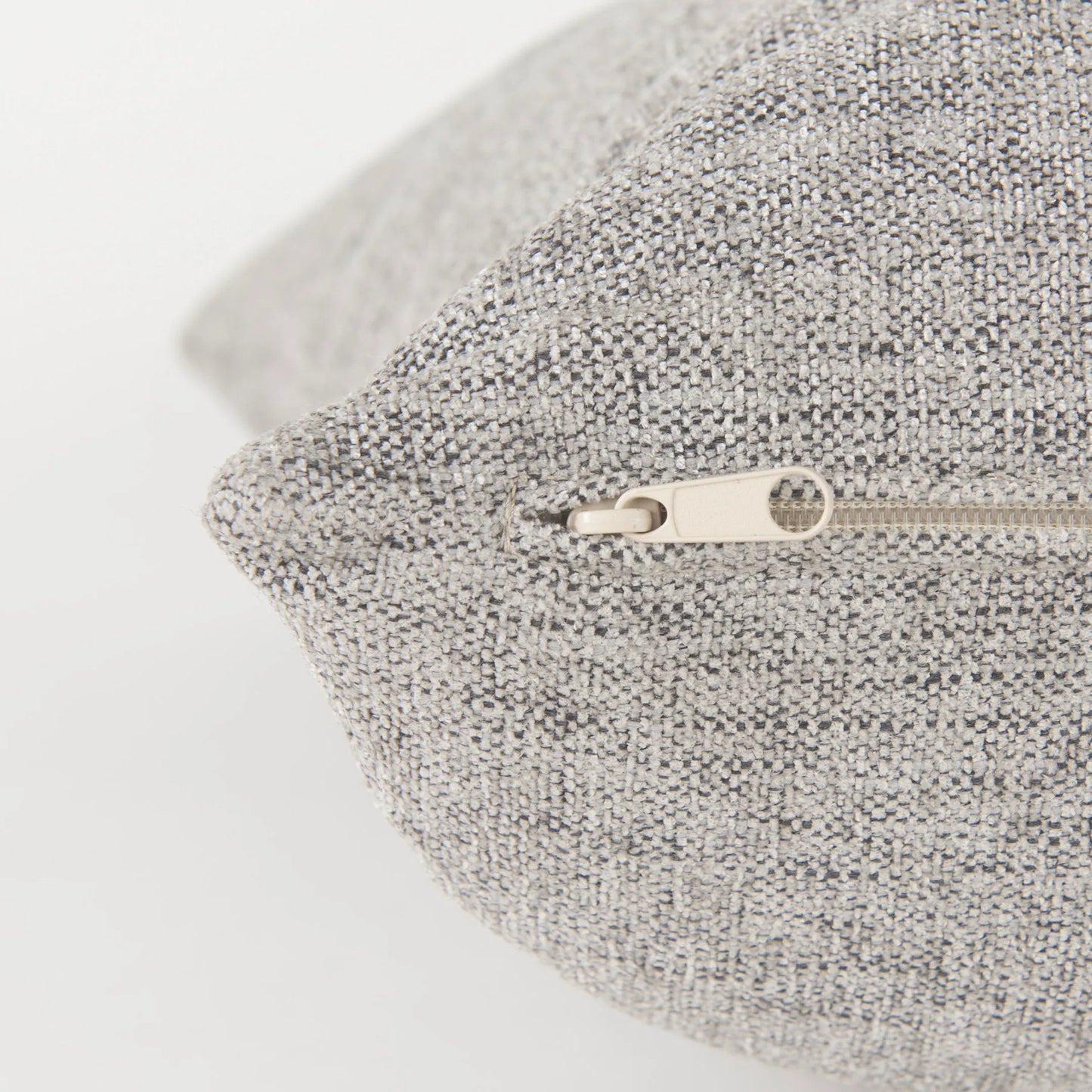 095 SI-2369414 | Closeup | Valence Medium Gray Modular Sofa Elements by Mercana in gray. Made from fabric in a transitional style.