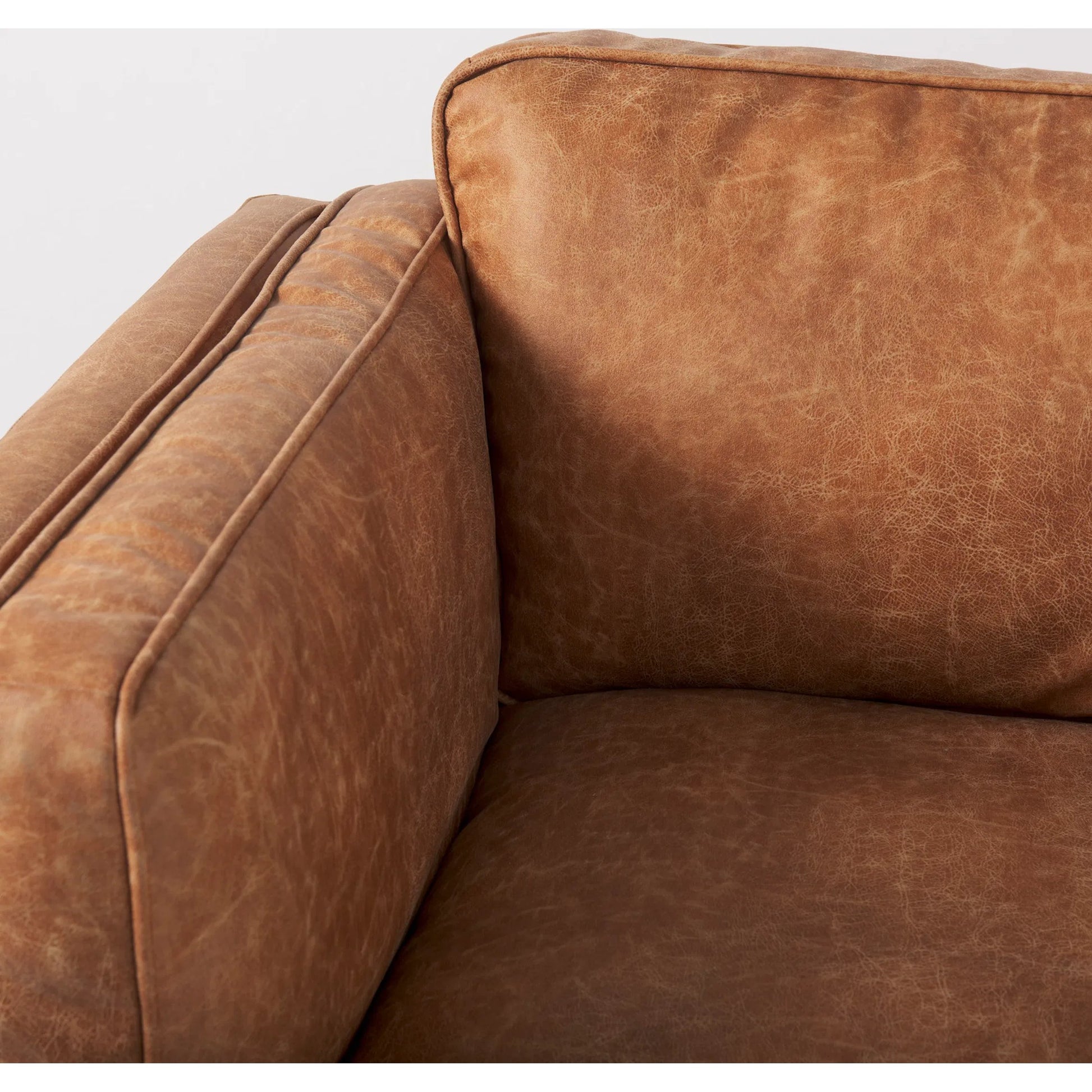 Brooks Leather Chair by Mercana in cognac. Made from unique in a traditional style.