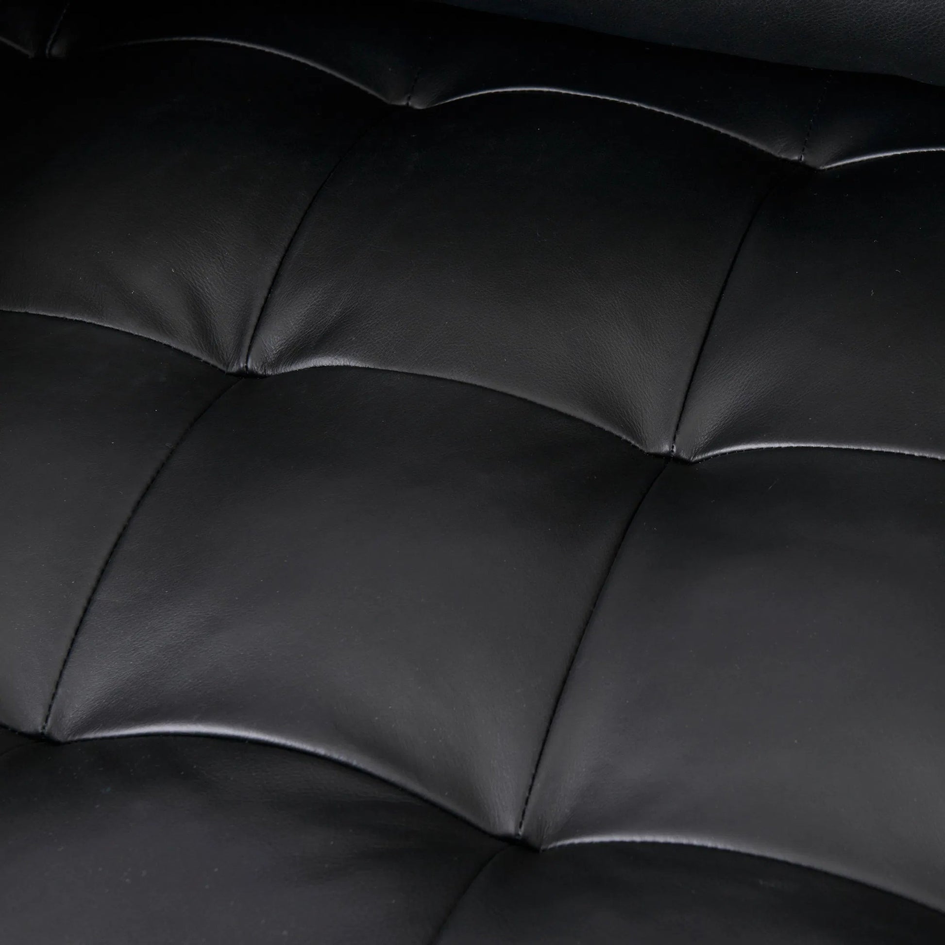 Svend Sofa by Mercana. Made from genuine leather in a unique style.