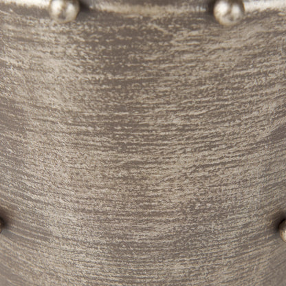 Elio Vase by Mercana. Made from metal in a modern style.