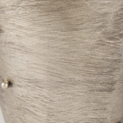 Elio Vase by Mercana. Made from metal in a modern style.