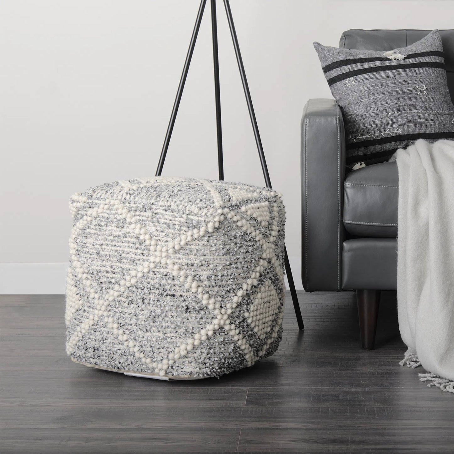 021 SI-2369587 | Lifestyle | Ekiya Pouf by Mercana in gray, white. Made from wool in a rustic style.