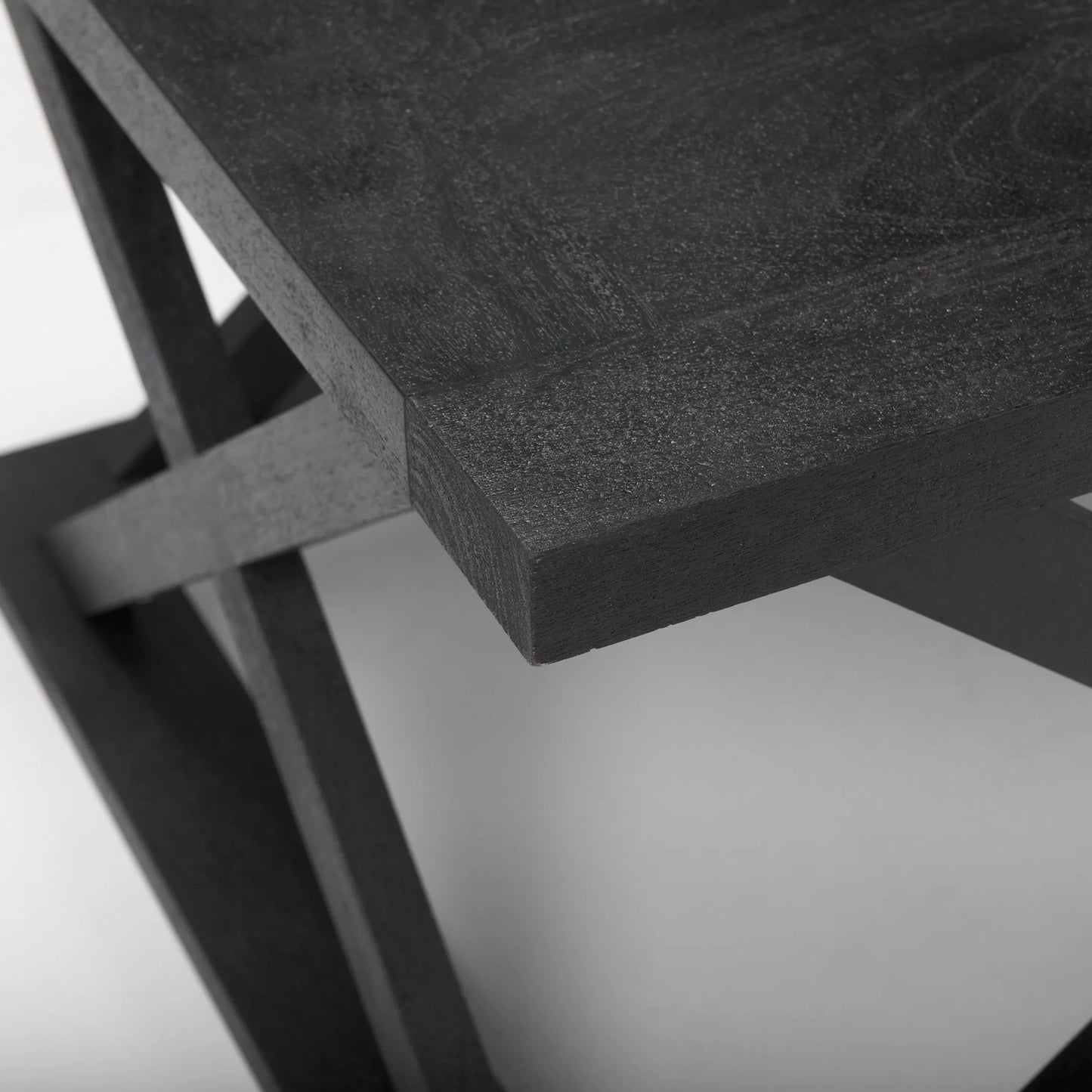 043 SI-2369734 | Closeup | Forsey Rectangular Coffee Table by Mercana in black. Made from solid wood in a transitional style.