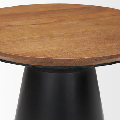 Mitchell Side Table by Mercana in black. Made from metal in a unique style.