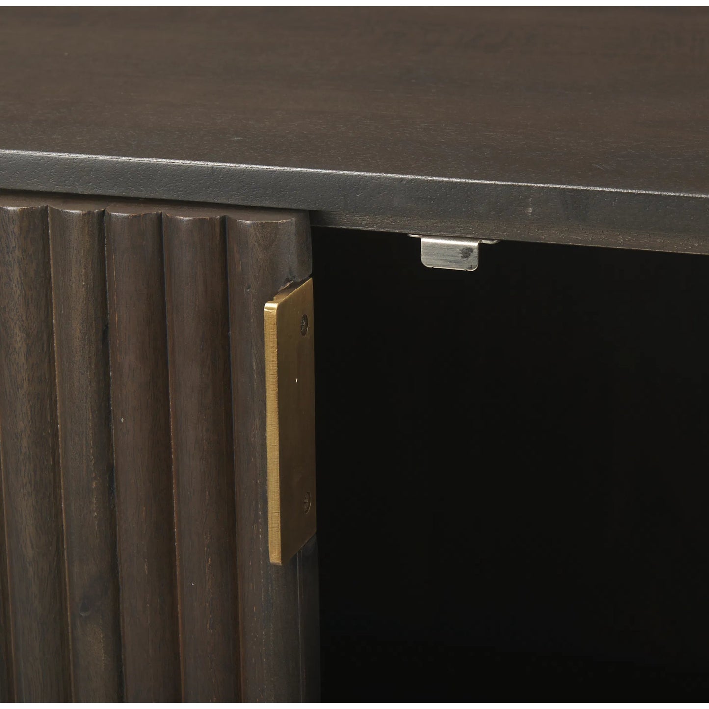 032 SI-2369852 | Closeup | Terra Sideboard by Mercana. Made from solid wood in a traditional style.