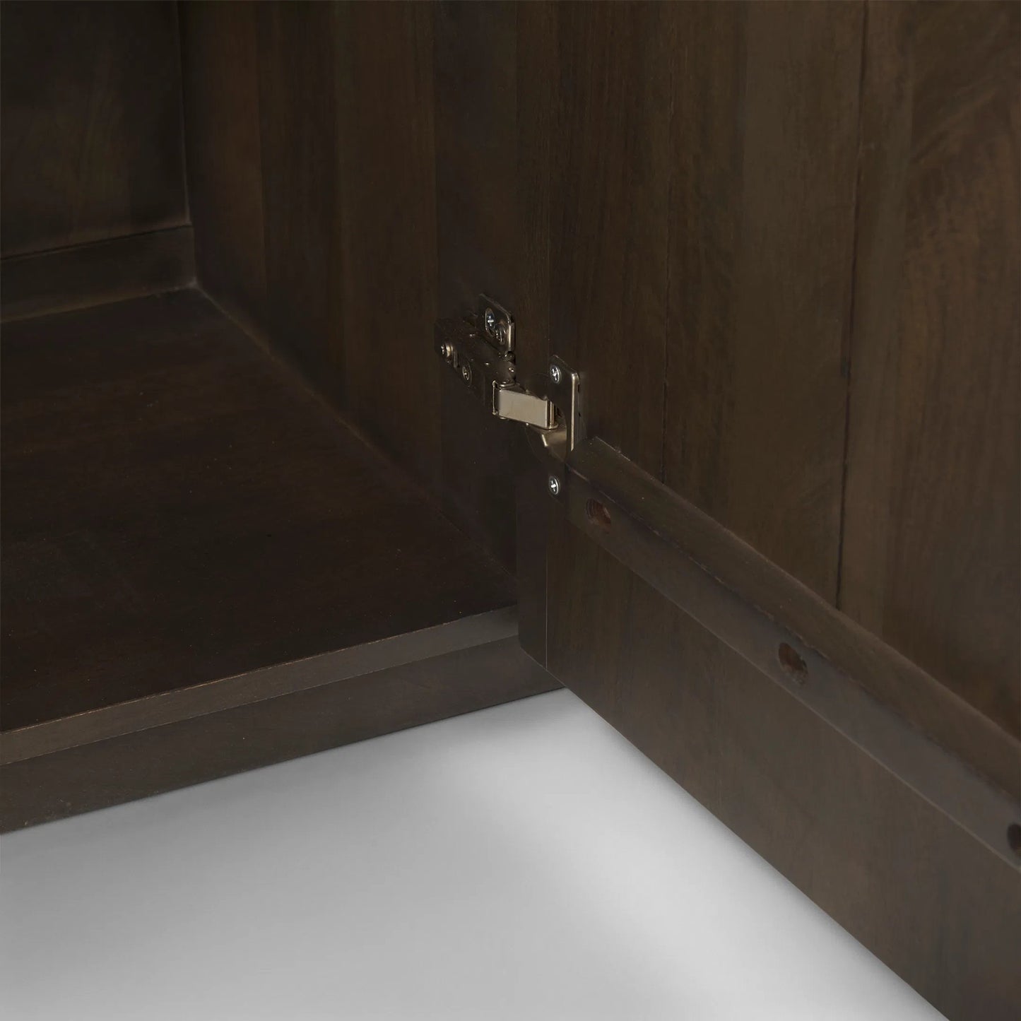 033 SI-2369852 | Closeup | Terra Sideboard by Mercana. Made from solid wood in a traditional style.
