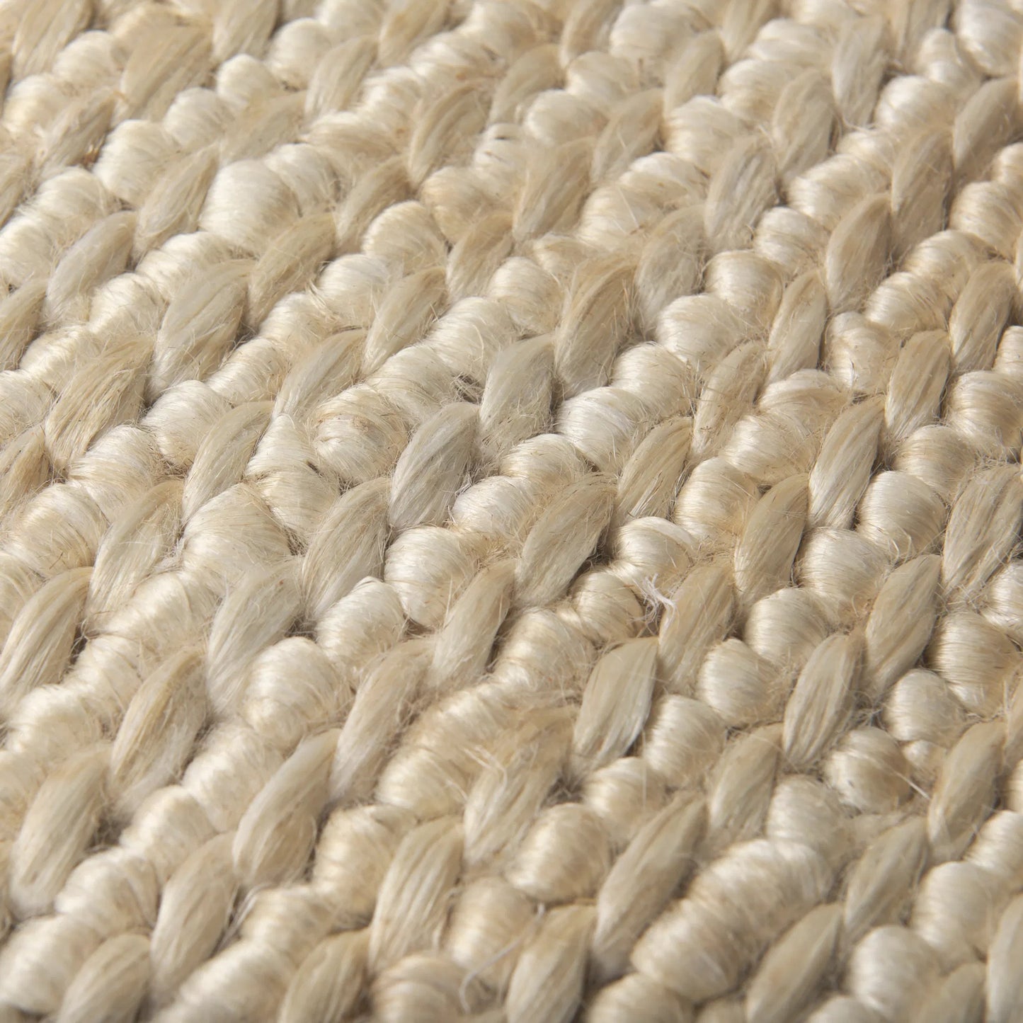 005 SI-2369752 | Closeup | Milo Rug by Mercana in beige. Made from fabric in a unique style.