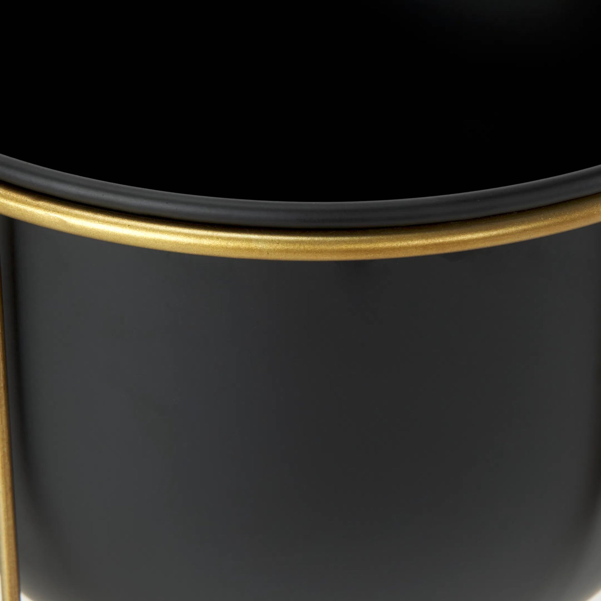 Danica Plant Stands by Mercana in black. Made from metal in a unique style.