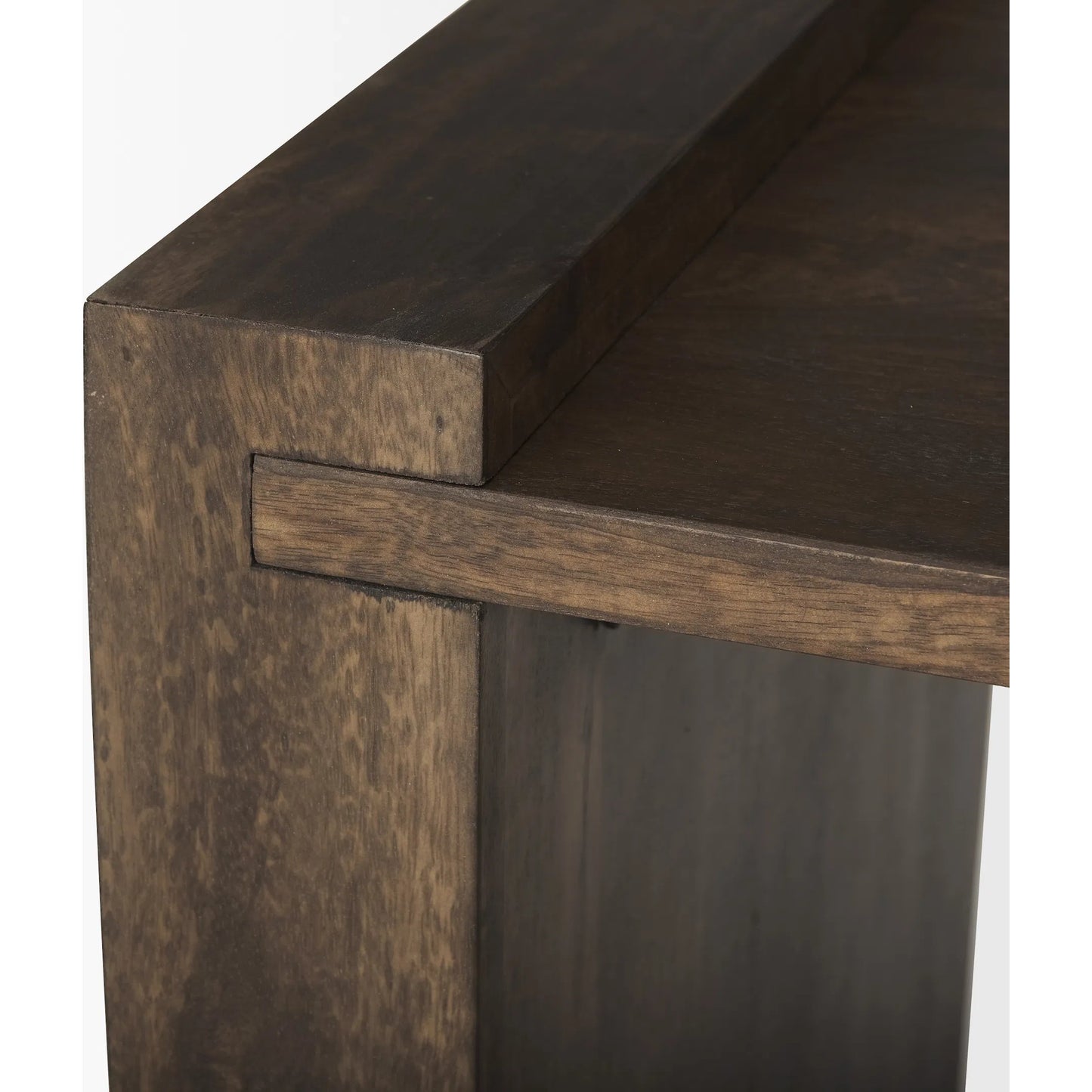 024 SI-2370014 | Closeup | Athelia Accent Table by Mercana. Made from solid wood in a traditional style.