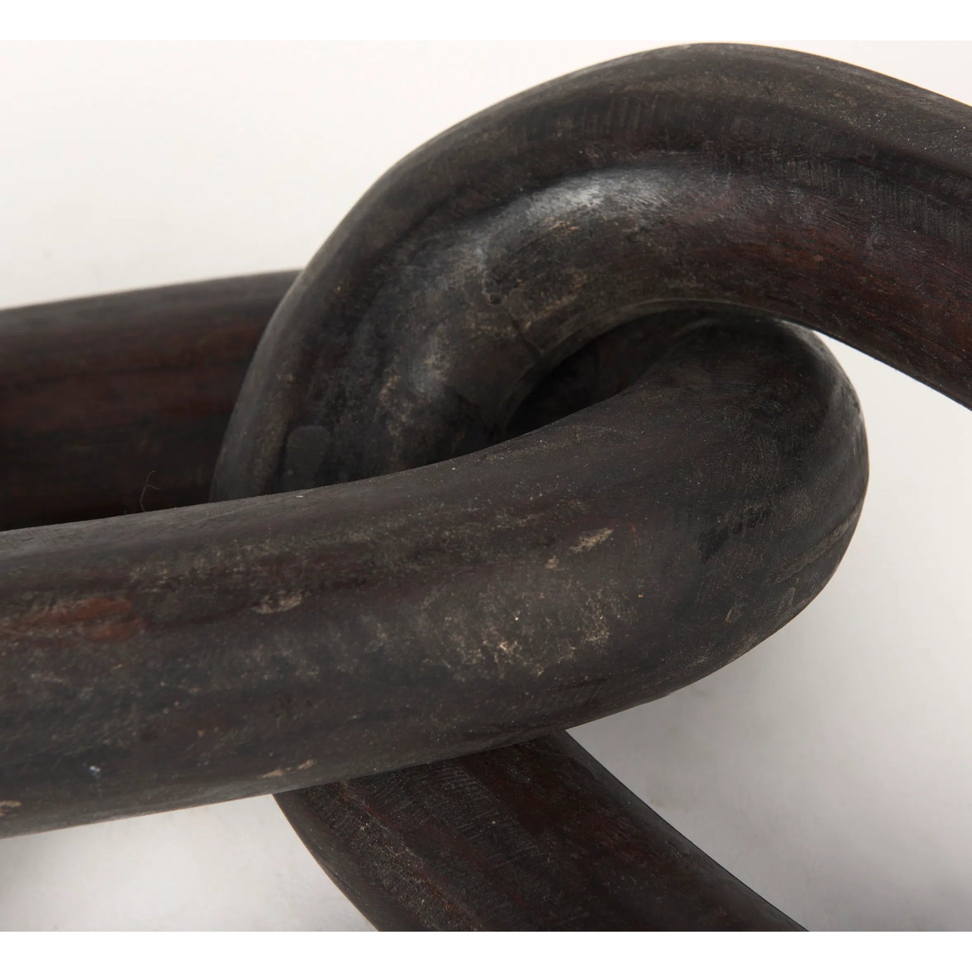 Tayla Wood Chain Link by Mercana. Made from solid wood in a modern style.
