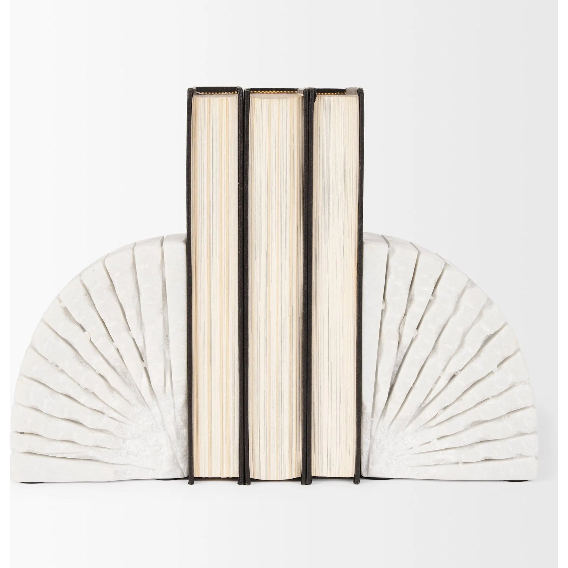 Stept Bookends by Mercana in white. Made from unique in a unique style.