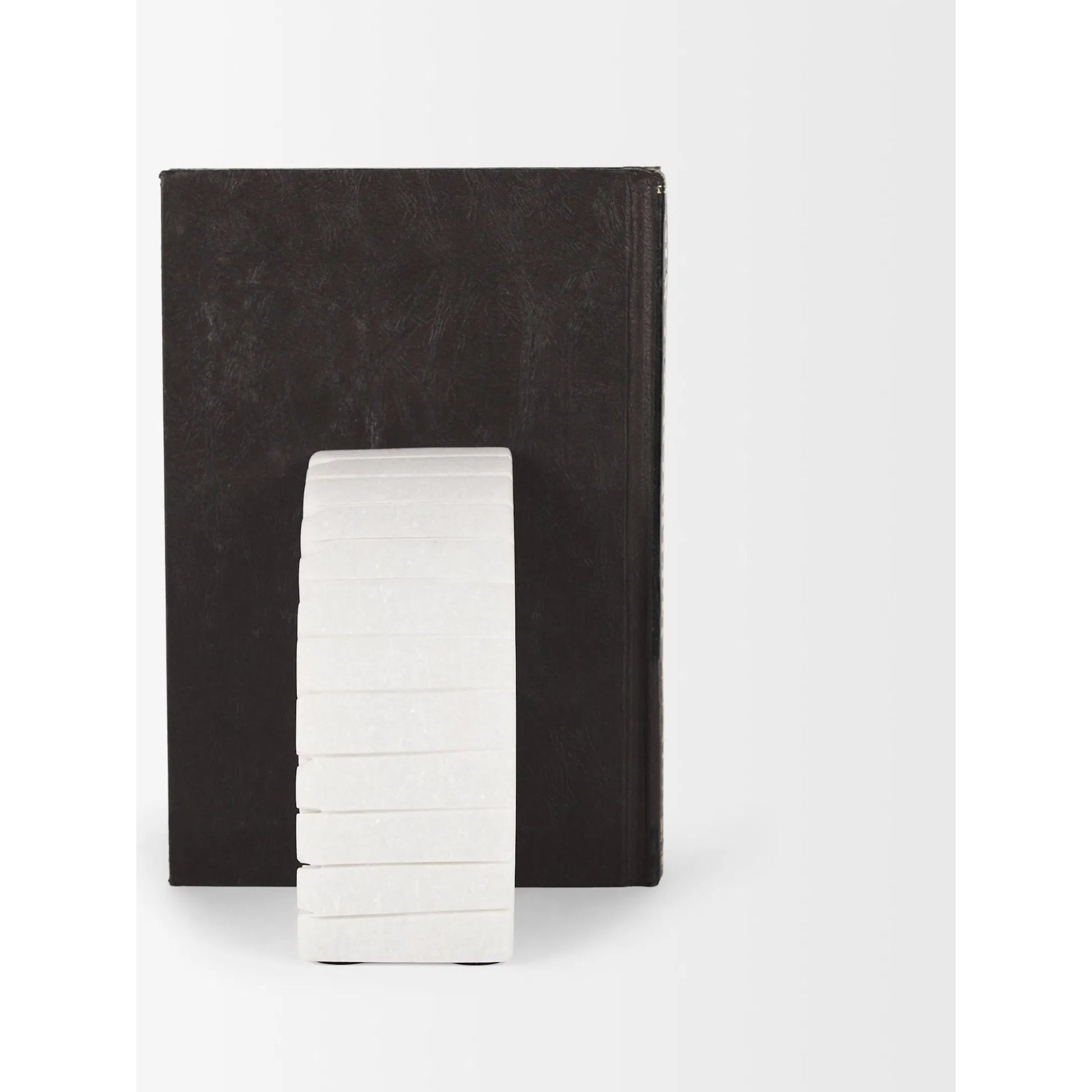 Stept Bookends by Mercana in white. Made from unique in a unique style.