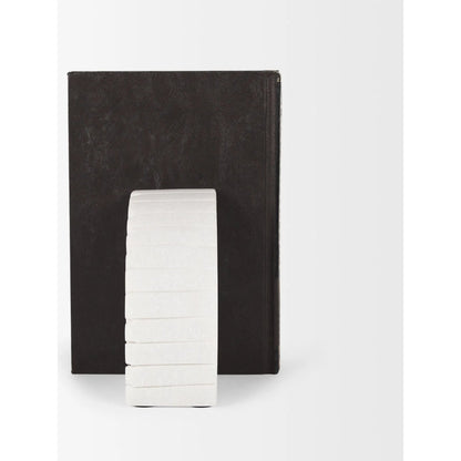 Stept Bookends by Mercana in white. Made from unique in a unique style.
