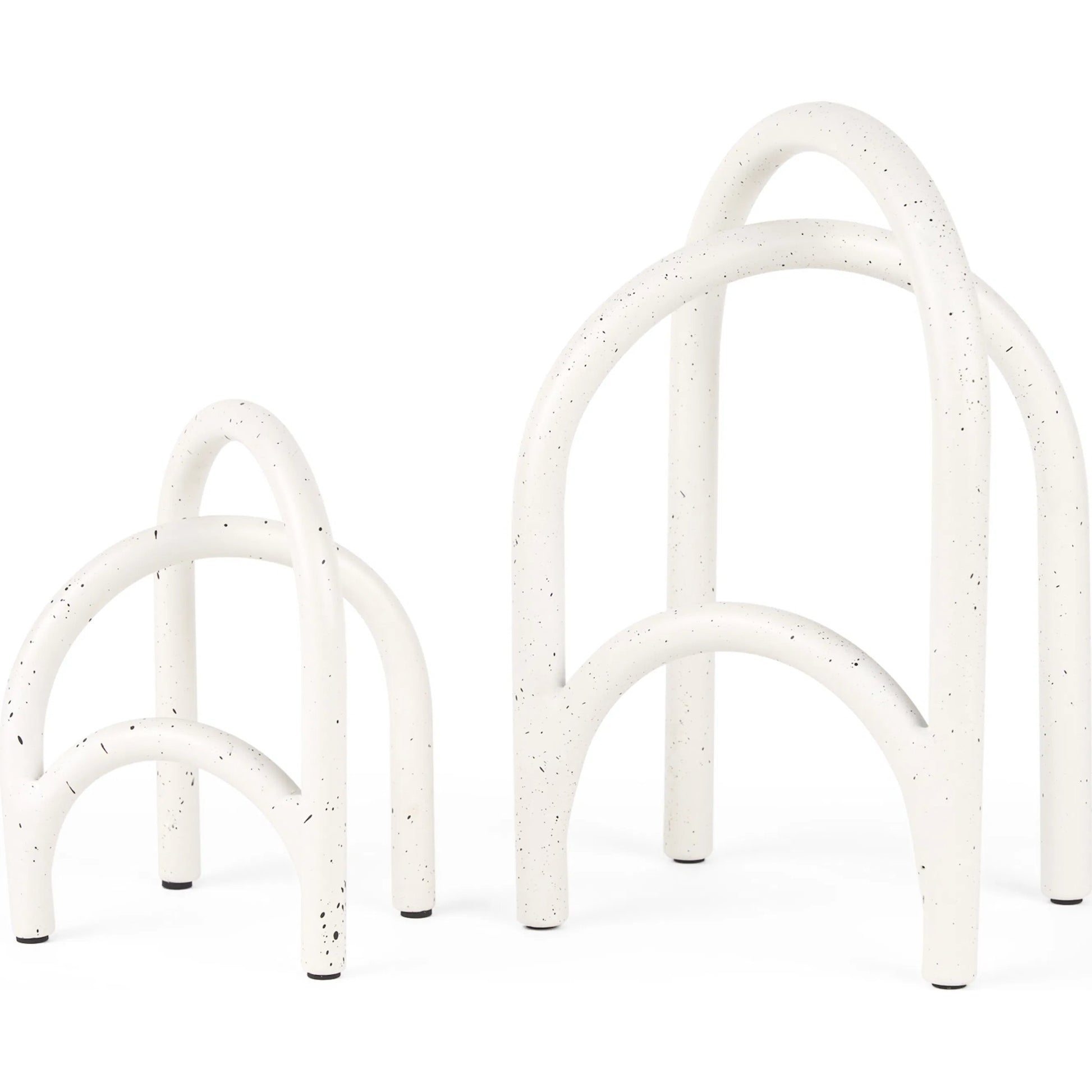 Springe Object by Mercana in white. Made from metal in a modern style.