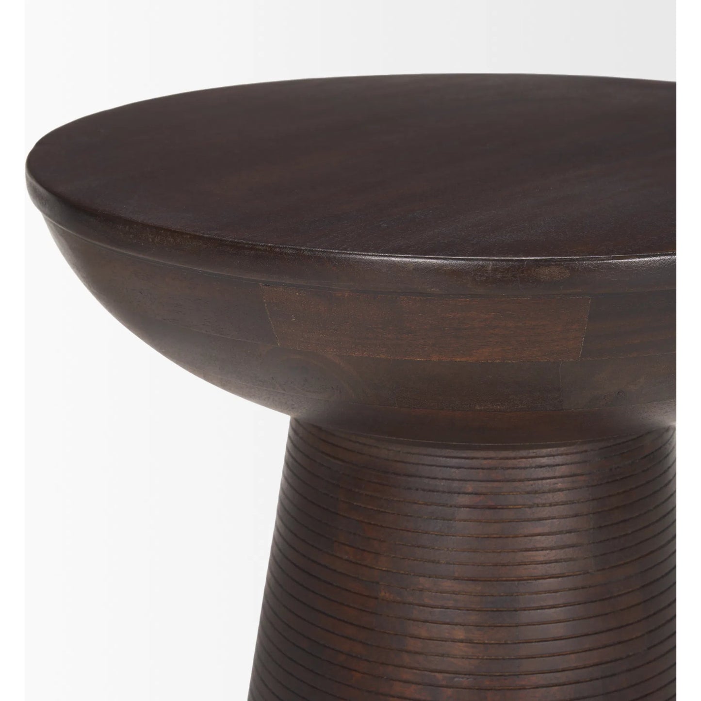013 SI-2370274 | Closeup | Novell Accent Table by Mercana in brown. Made from solid wood in a traditional style.