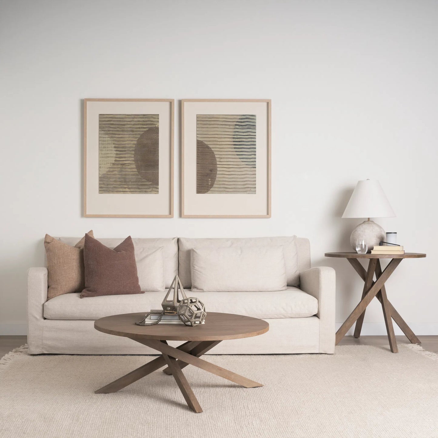 027 SI-2369552 | Lifestyle | Hood Geometric Ceramic Object by Mercana. Made from metal in a modern style.