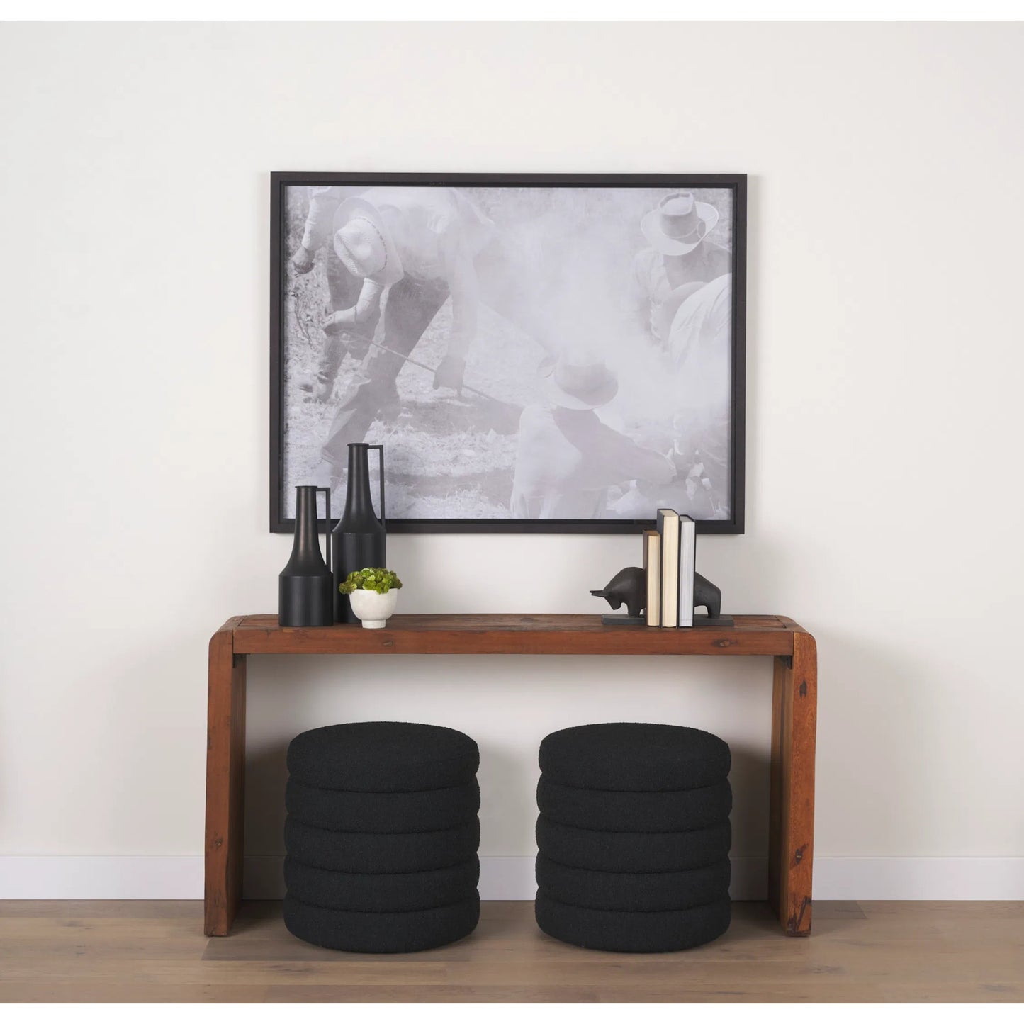 038 SI-2370206 | Lifestyle | Elise Ottoman by Mercana in black. Made from fabric in a unique style.