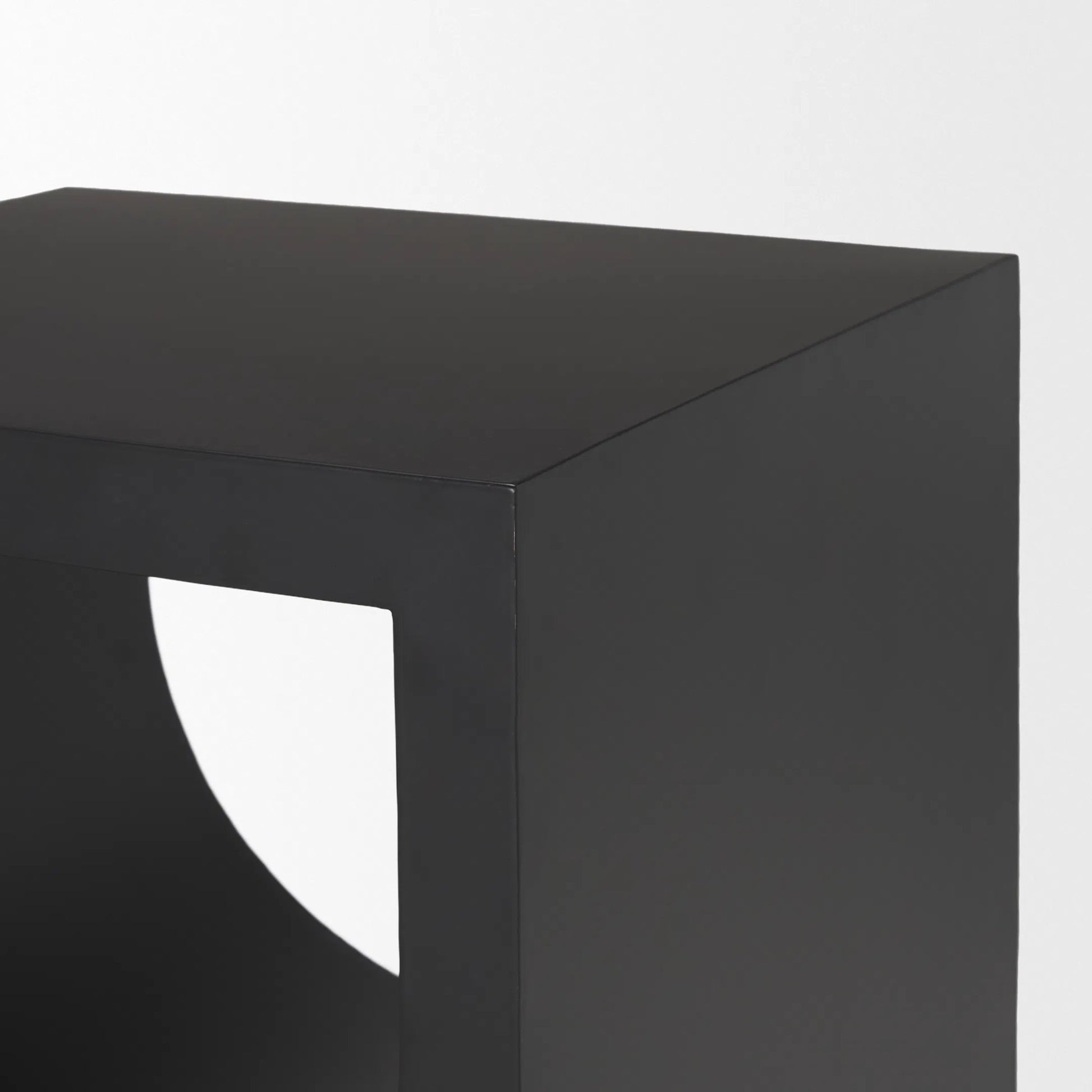 Sobi Side Table by Mercana in black. Made from metal in a modern style.