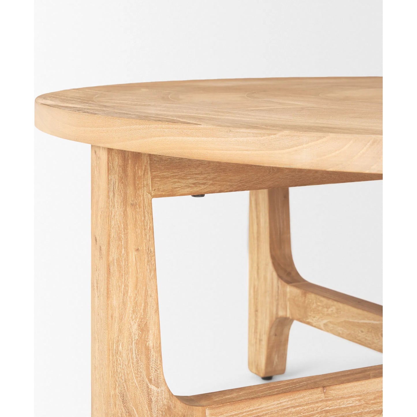 013 SI-2370544 | Closeup | Taylin Coffee Table by Mercana in brown. Made from solid wood in a transitional style.
