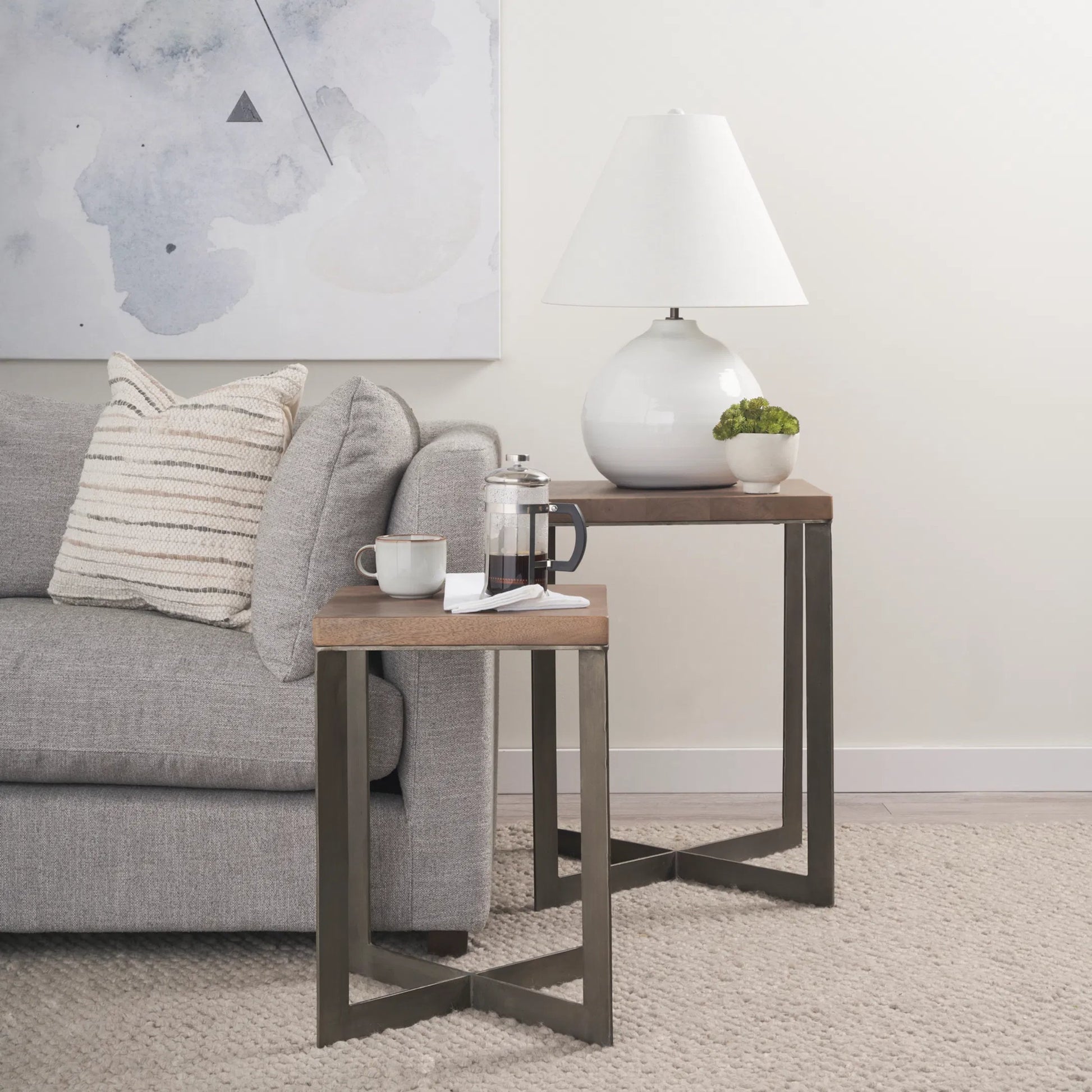 Faye End/Side Table by Mercana. Made from metal, wood in a transitional style.
