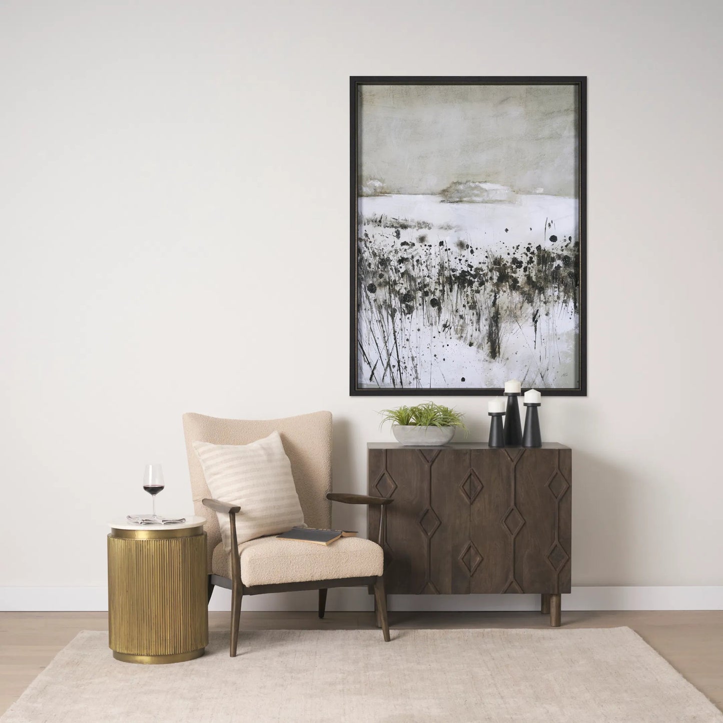 020 SI-2370481 | Lifestyle | Satima Round Accent Table by Mercana in gold. Made from metal in a modern style.
