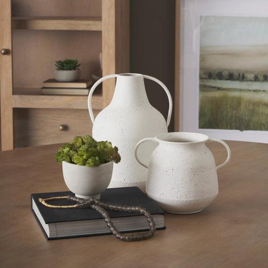 Treva Vase by Mercana in white. Made from metal in a modern style.