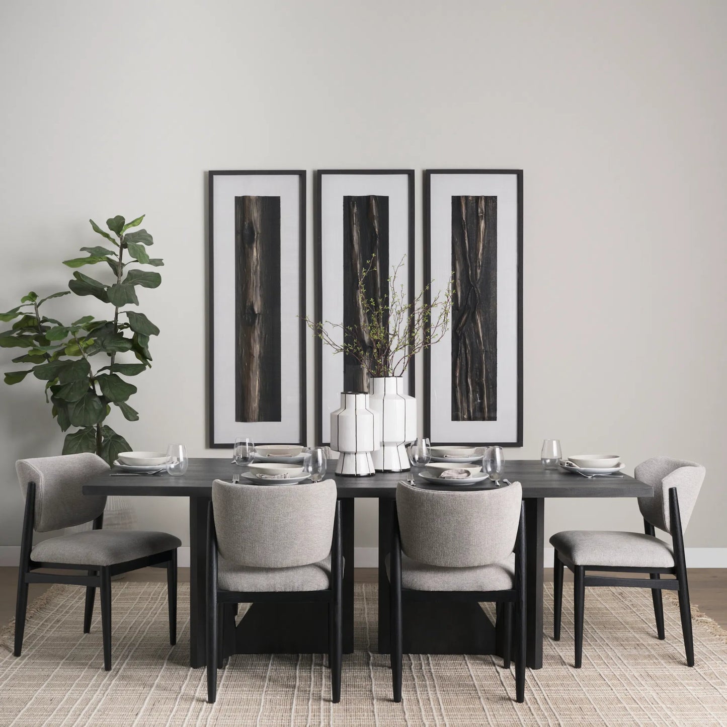 032 SI-2370528 | Lifestyle | Tarro Rectangle Dining Table by Mercana. Made from solid wood in a transitional style.