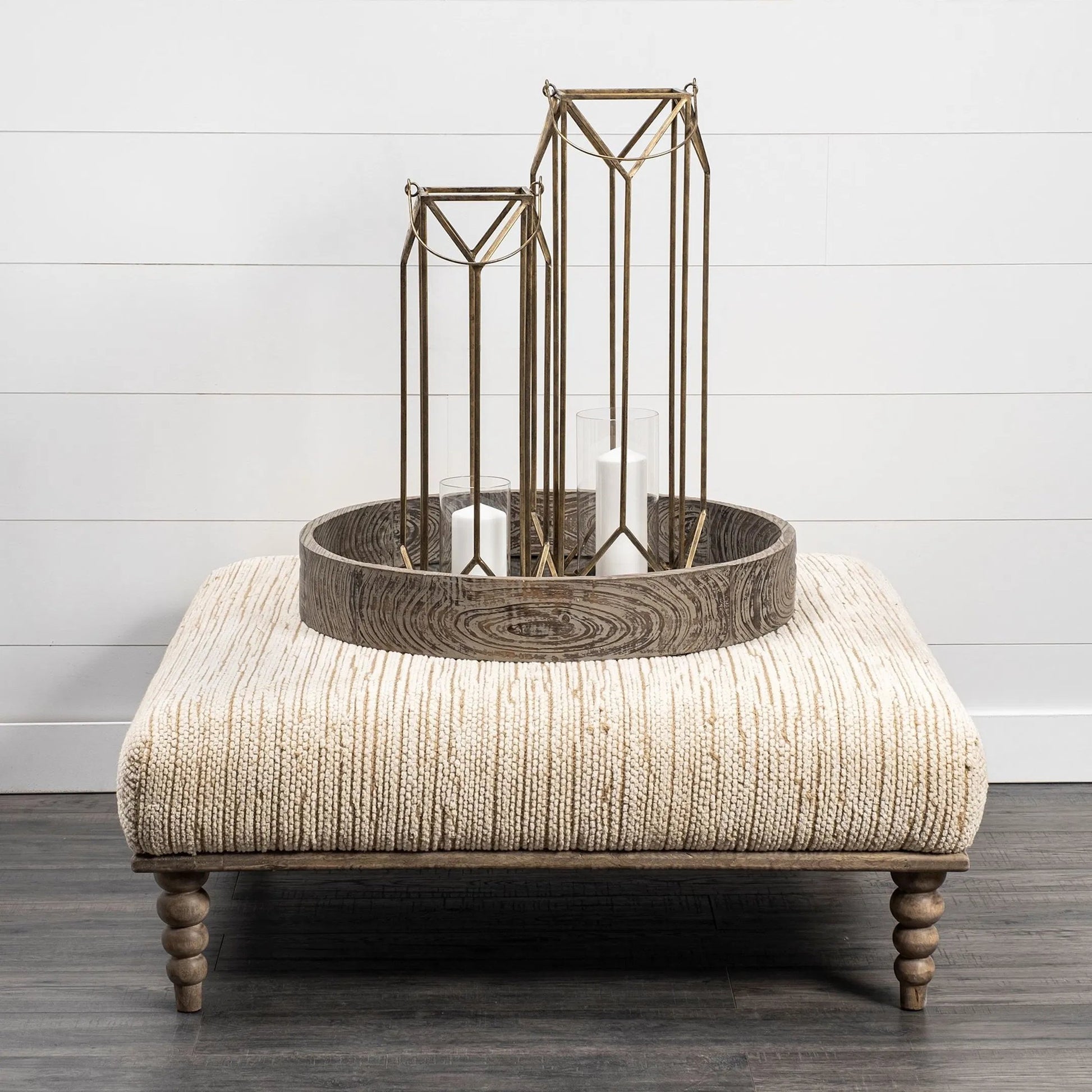 Alder Square Bench by Mercana in natural. Made from unique in a transitional style.