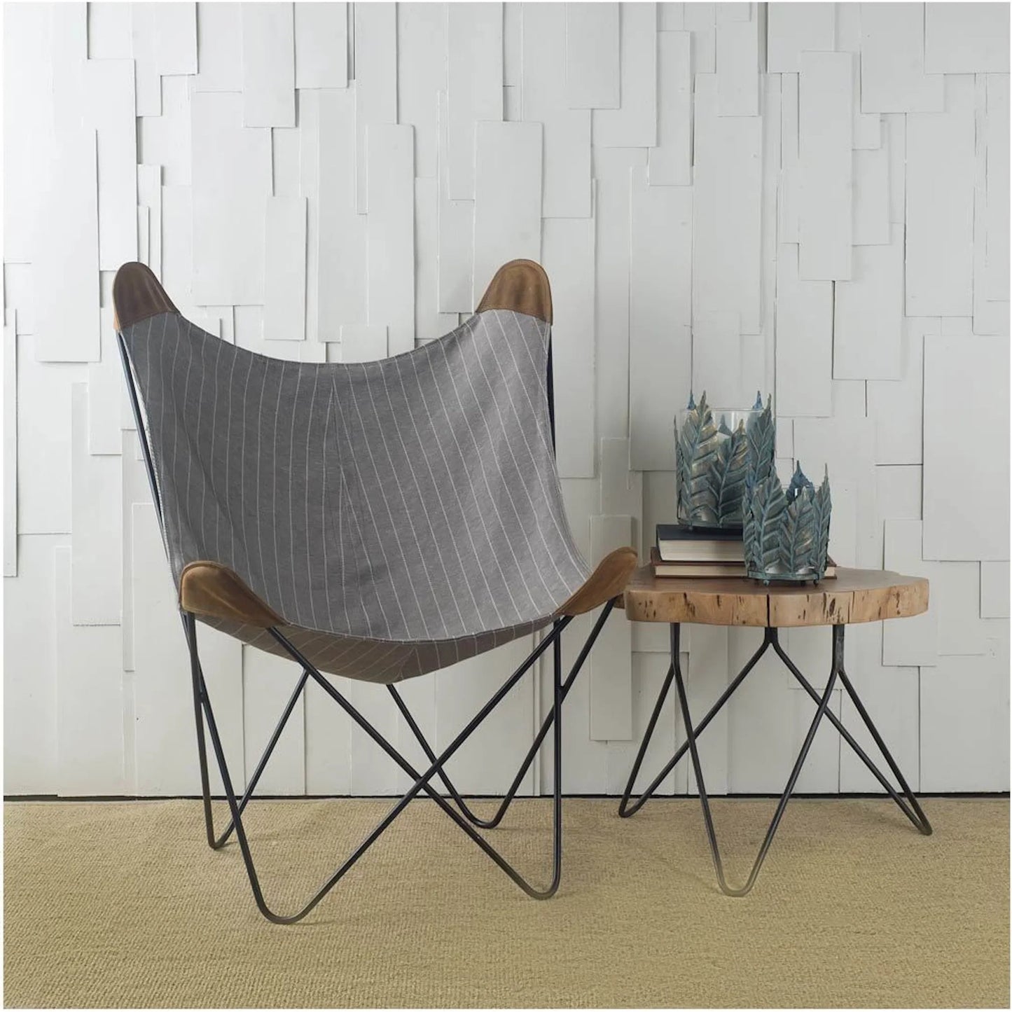 029 SR-815690 | Lifestyle | Pana I Leaf Table Candle Holder by Mercana in natural. Made from unique in a coastal style.