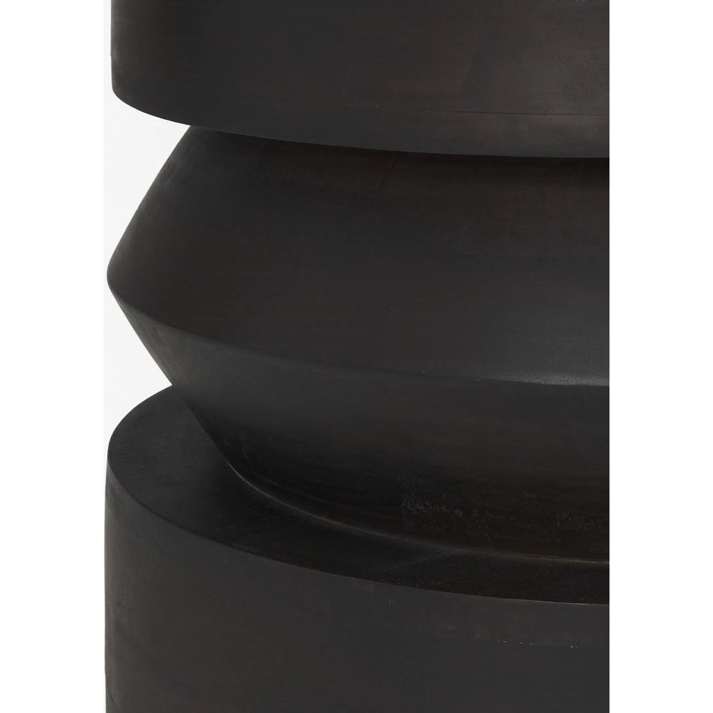 005 SI-2453283 | Closeup | Rashana Accent Table by Mercana in dark brown. Made from solid wood in a traditional style.