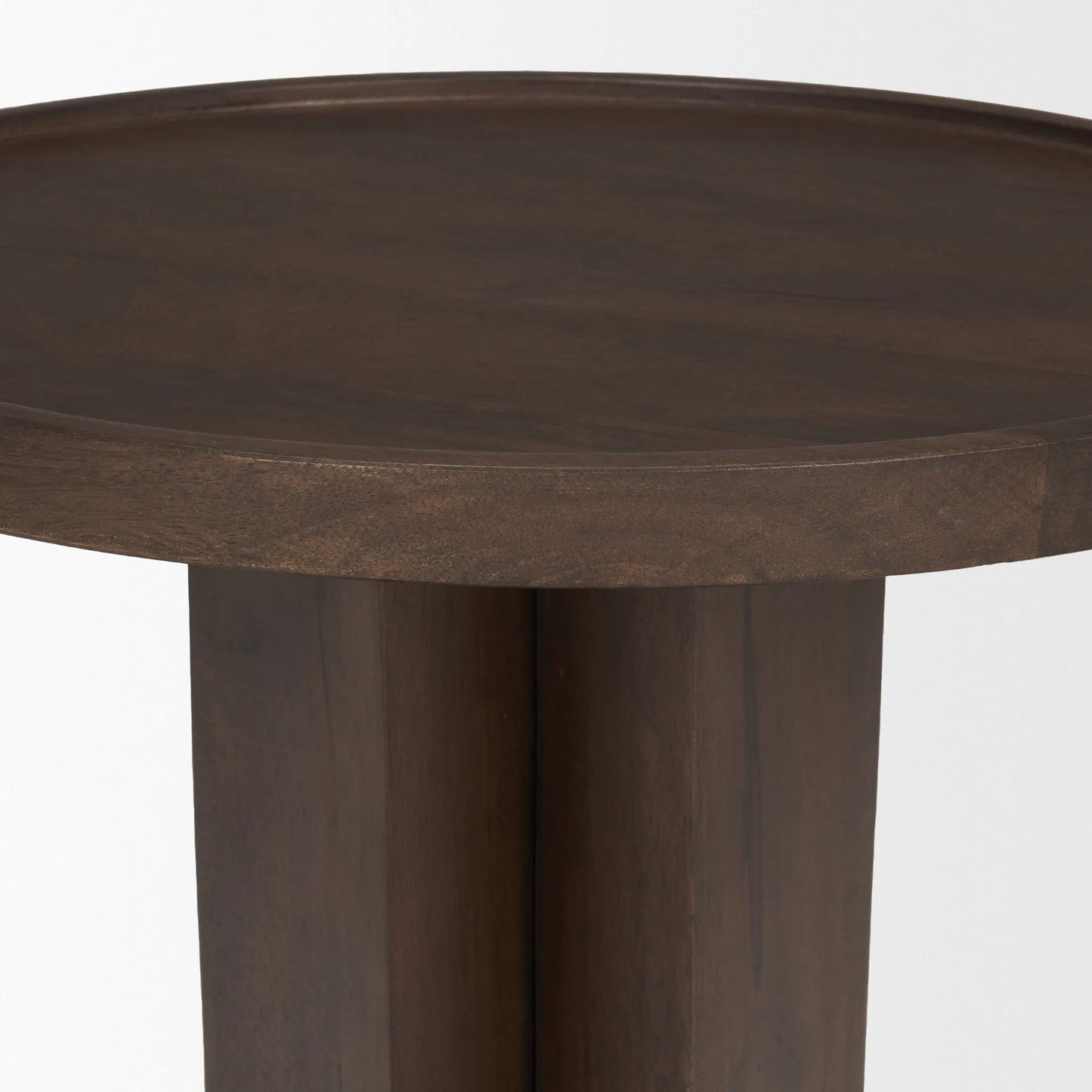 004 SI-2453182 | Closeup | Cayson Accent Table by Mercana in dark brown. Made from solid wood in a traditional style.