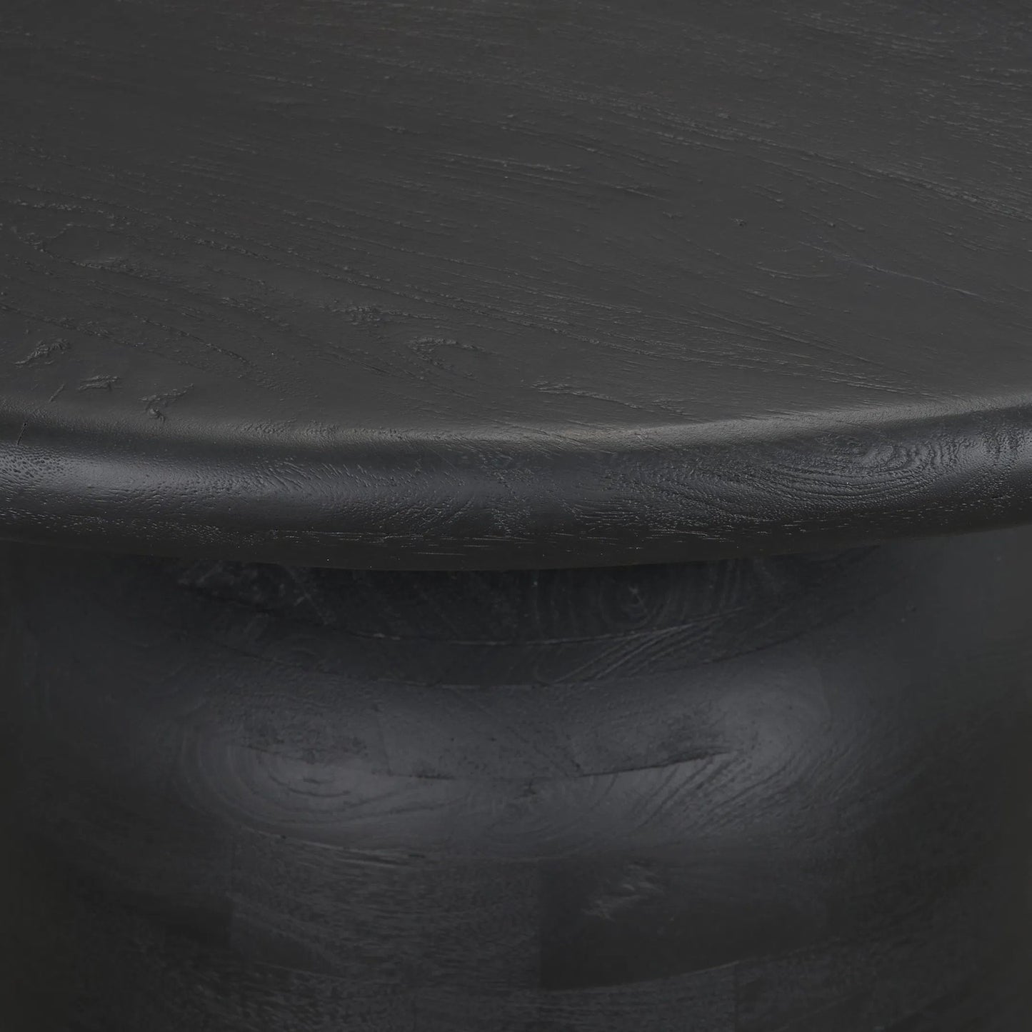 004 SI-2527744 | Closeup | Atlas 60" Dining Table by Mercana in black. Made from solid wood in a unique style.