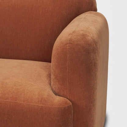 Saga Sofa by Mercana. Made from fabric in a transitional style.
