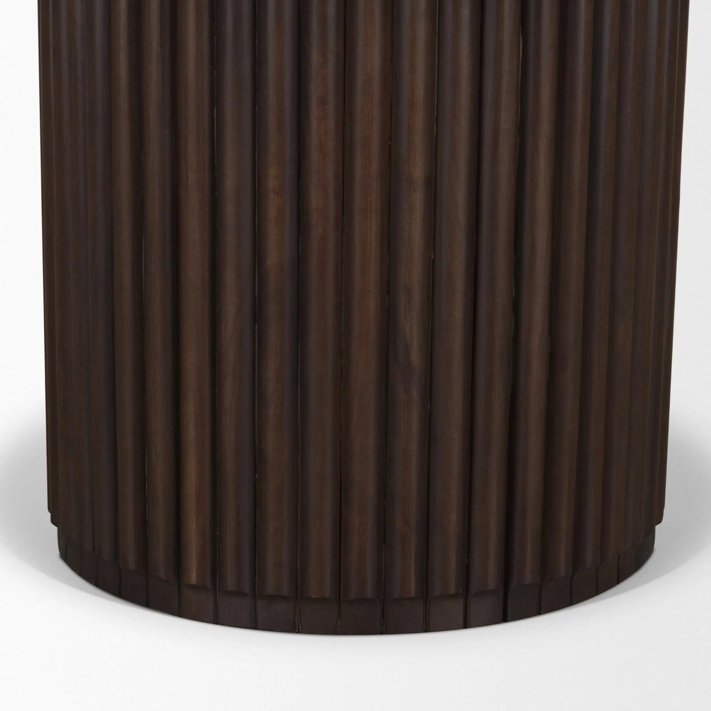 013 SI-2540761 | Closeup | Marbrello Dining Table by Mercana. Made from manufactured, stone in a transitional style.