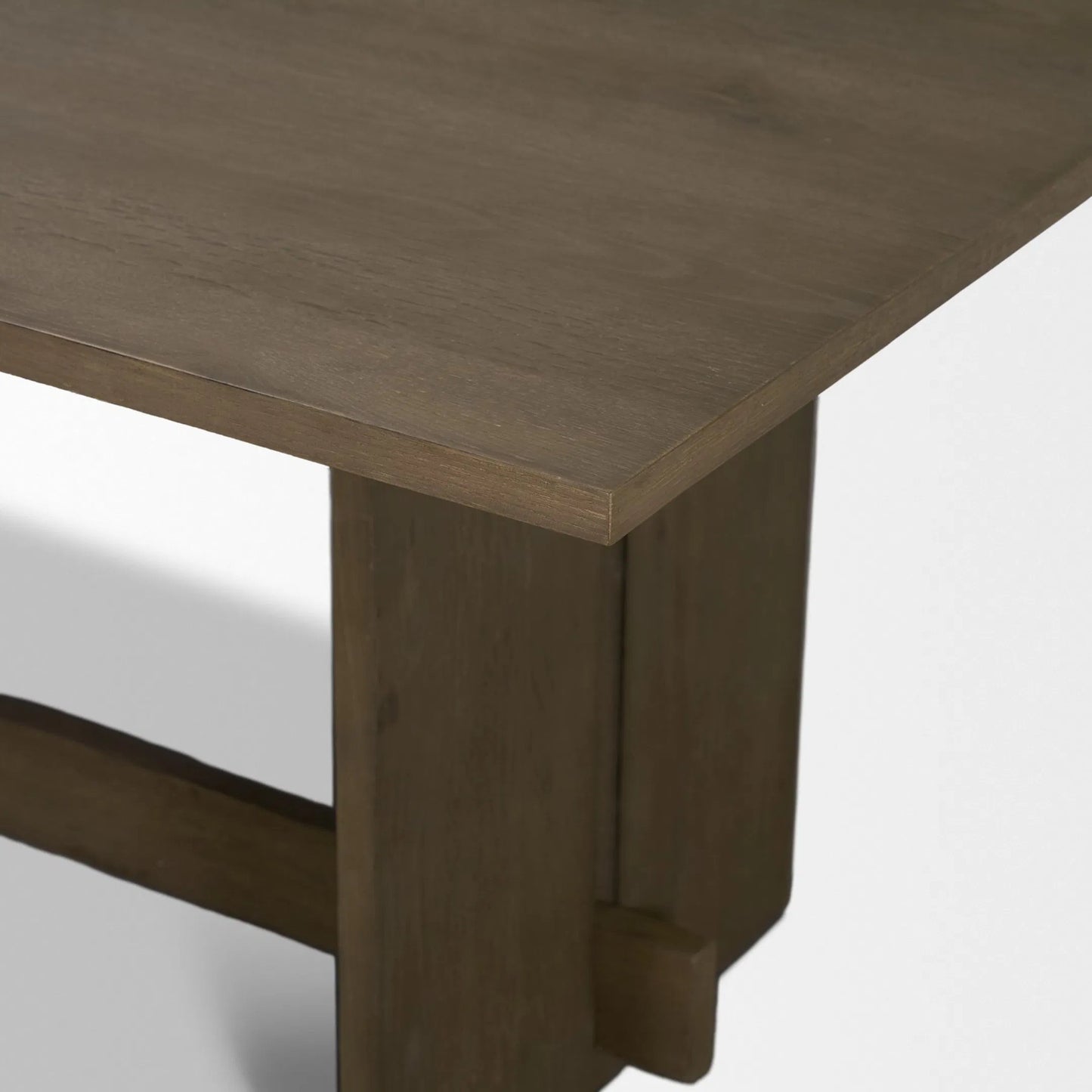 047 SI-2540709 | Closeup | Aida Dining Table by Mercana. Made from solid wood in a transitional style.