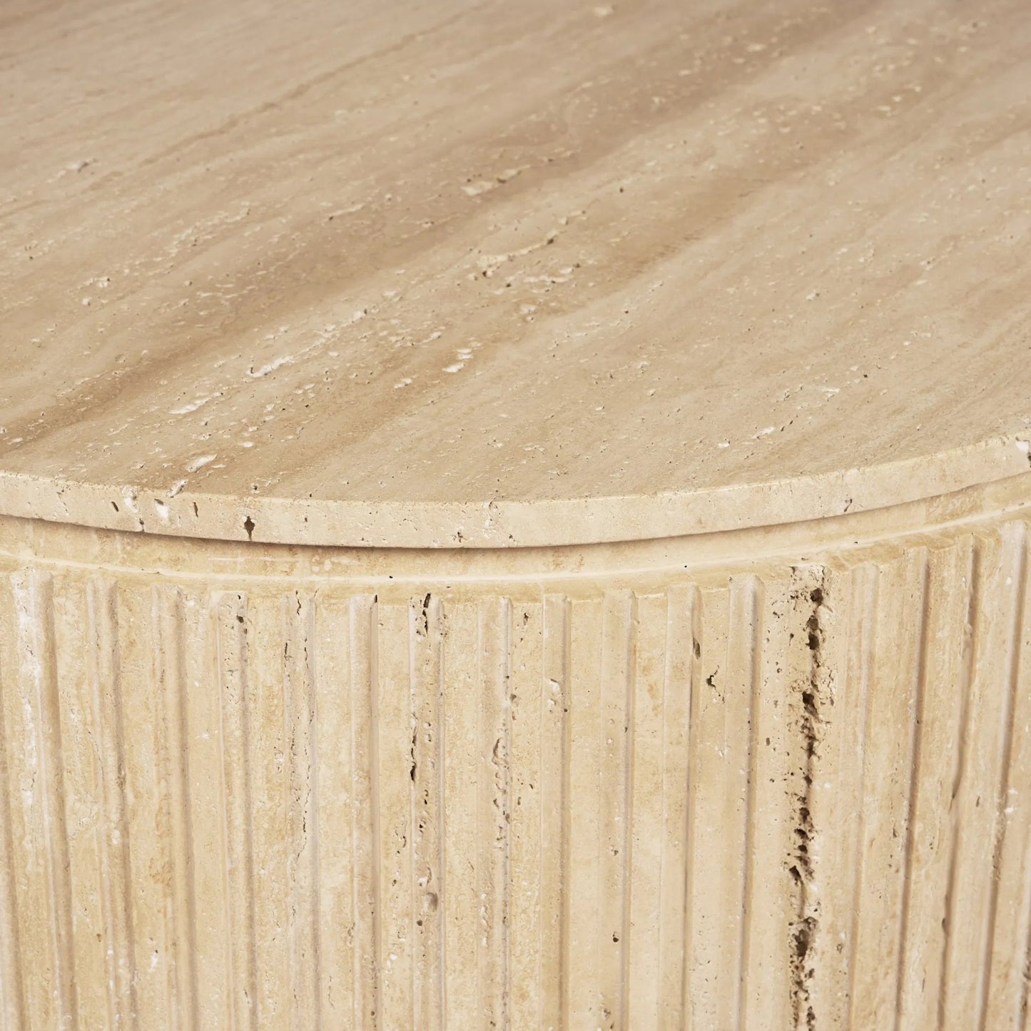 005 SI-2540740 | Closeup | Elara Coffee Table by Mercana in beige. Made from marble in a unique style.