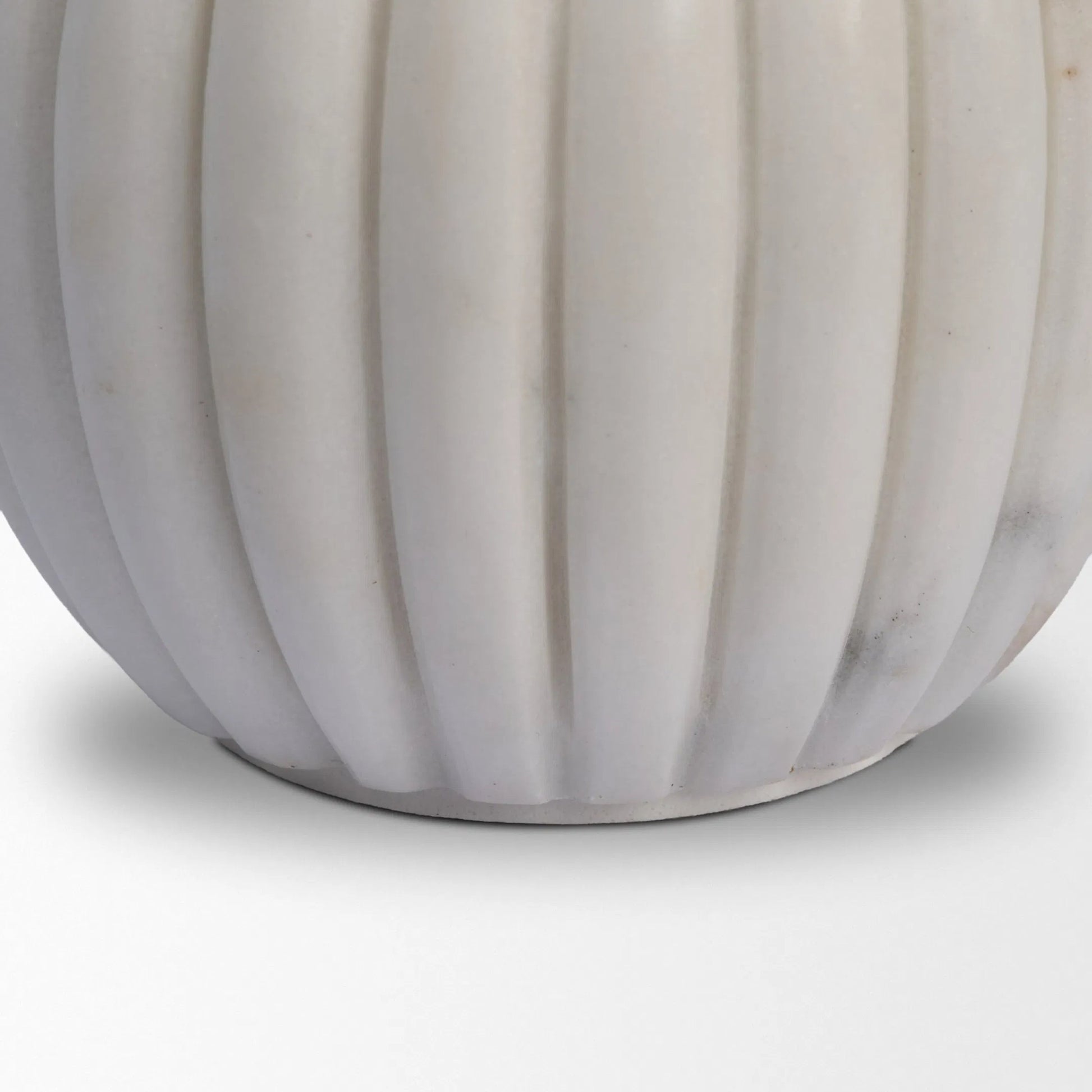 Cava Mortar & Pestle by Mercana in white. Made from marble in a unique style.