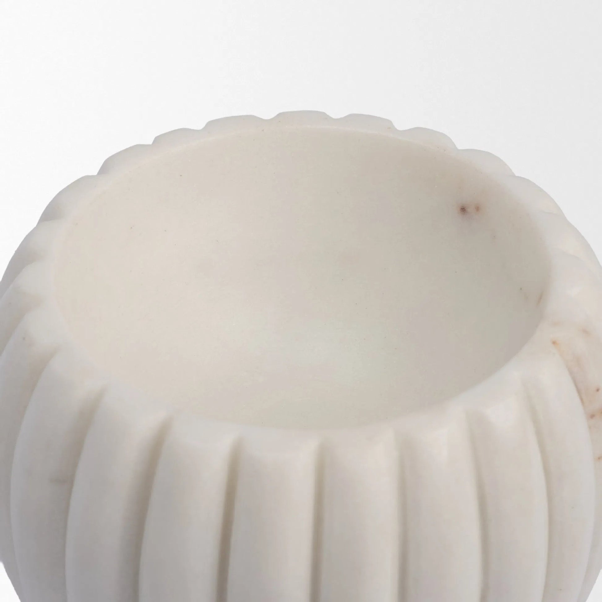 Cava Mortar & Pestle by Mercana in white. Made from marble in a unique style.