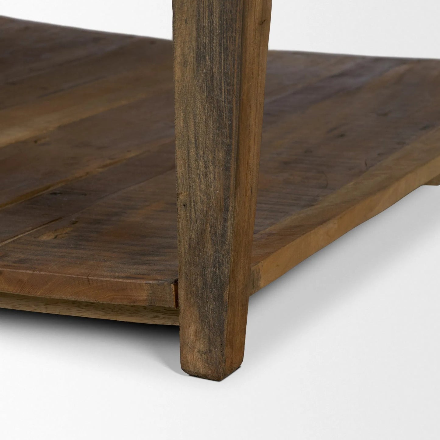 007 SI-2540716 | Closeup | Ashwick Coffee Table by Mercana in dark brown. Made from solid wood in a unique style.