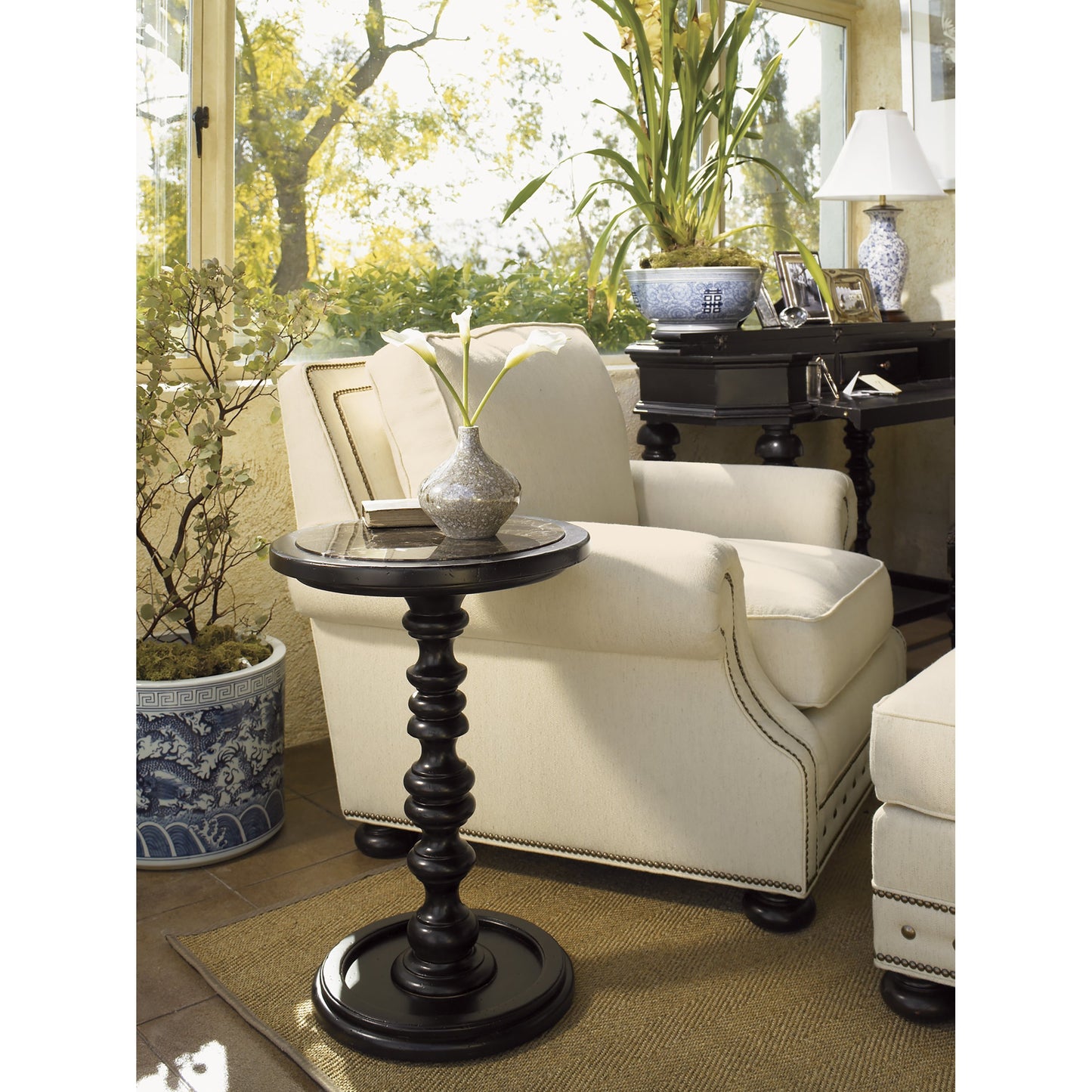 002 SR-836343 | Lifestyle | Pitcairn Accent Table by Tommy Bahama Home. Made from unique in a transitional style.