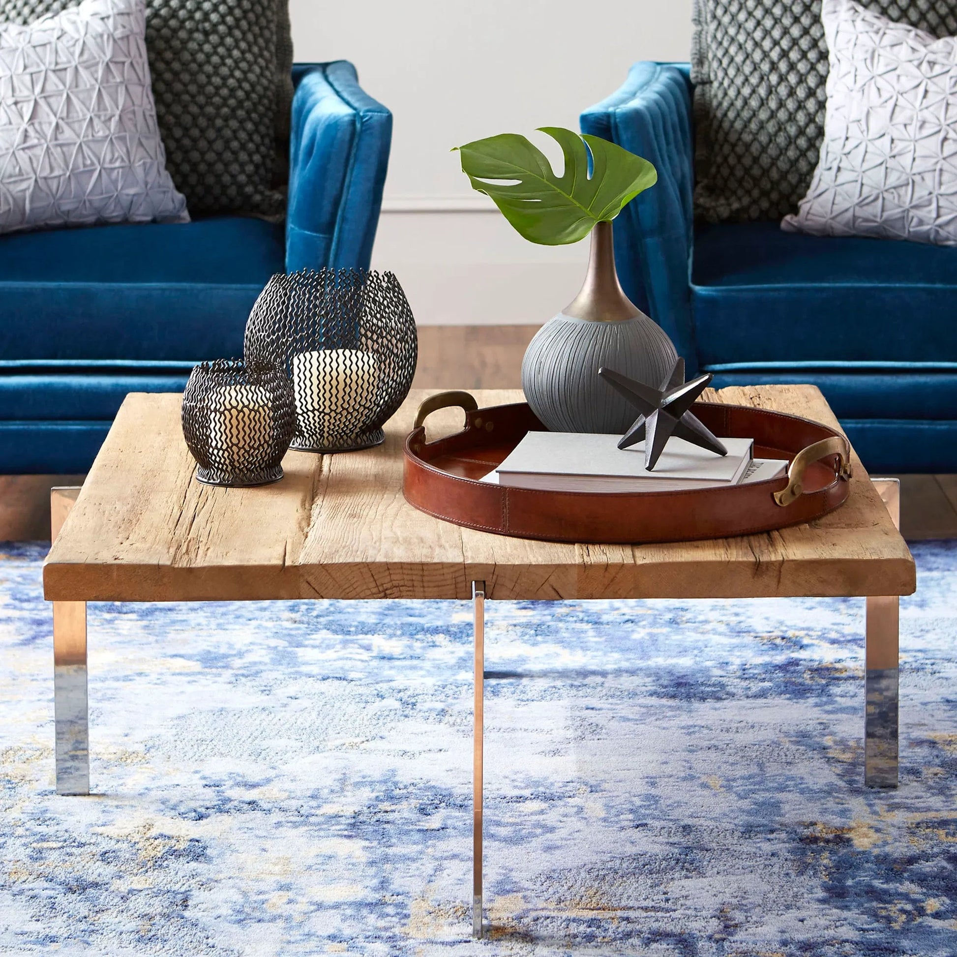 Ear That Sculpture by Cyan Design in bronze. Made from aluminum in a modern style.