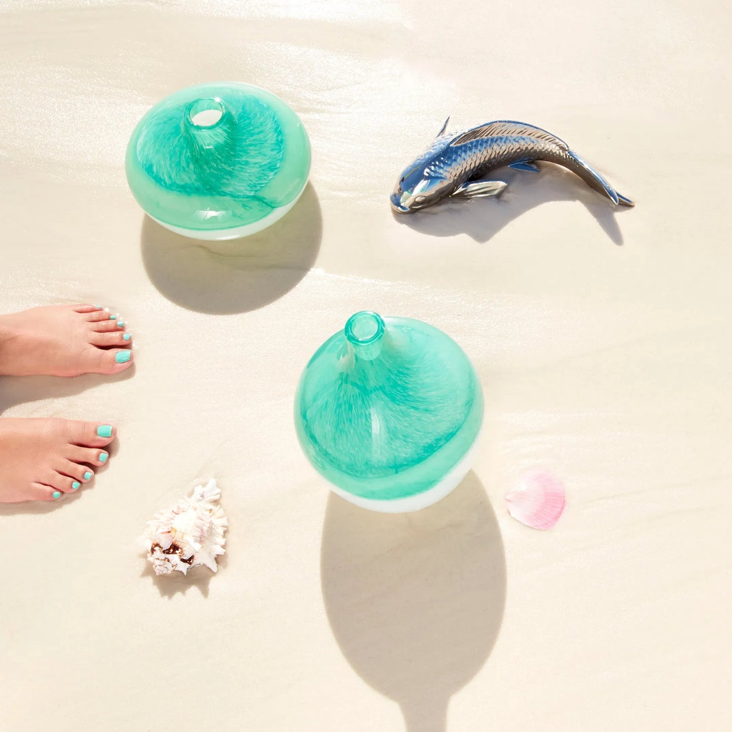 005 S-255939 | Lifestyle | Iced Marble Vase by Cyan Design in turquoise, white. Made from glass in a modern style.